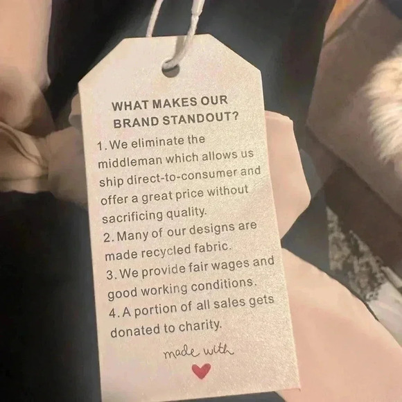 NWT Chic Black Dress with Bow Detail - Picture 5 of 9